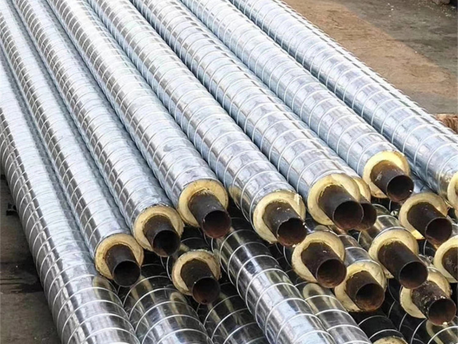 鍍鋅鐵皮架空保溫鋼管